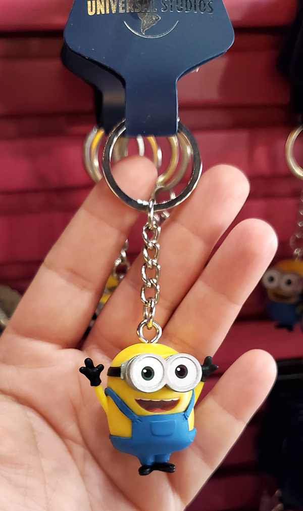 NEW Universal Studios Despicable Me Assemble The Minions Keychain 