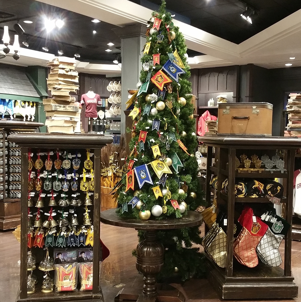 Wizarding World of Harry Potter Holiday Christmas Tree Decorations & Ornaments