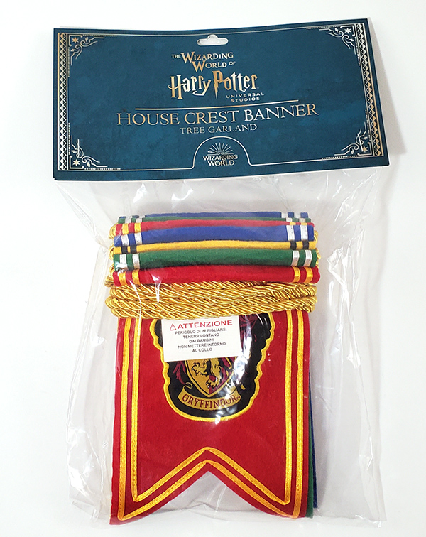 Wizarding World of Harry Potter Hogwarts House Crest Banner Tree Garland  12FT