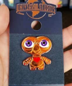 E.T. the Extra Terrestrial Universal Studios Trading Pin - ET with Heart
