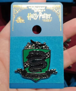 Wizarding World of Harry Potter Universal Studios Parks Pin - Quidditch Crest Slytherin