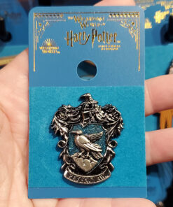 Wizarding World of Harry Potter Universal Studios Parks Pin Ravenclaw Glitter Crest