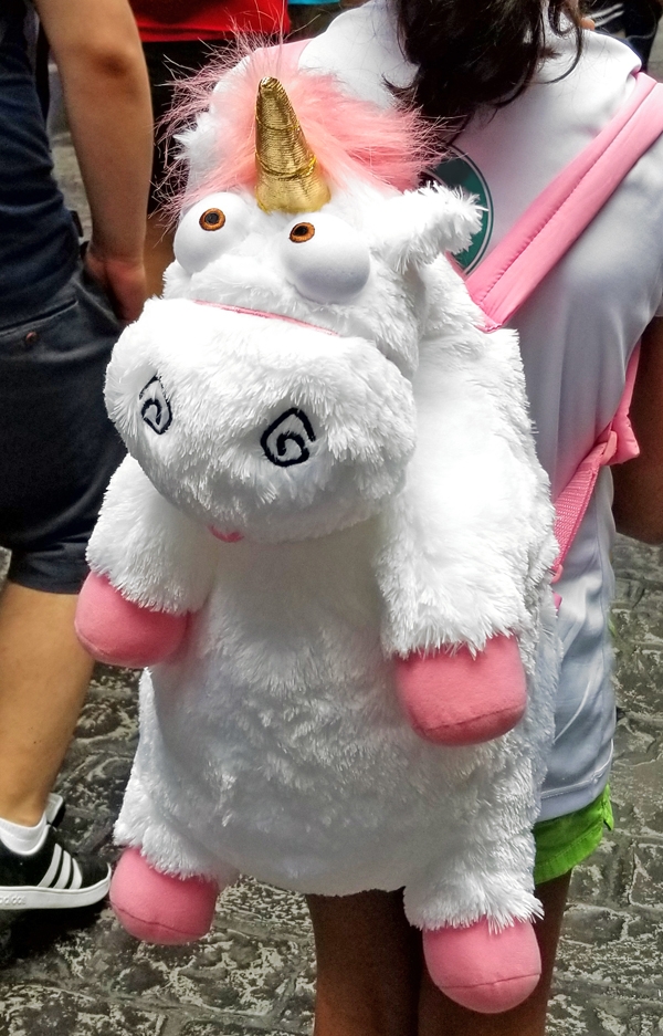 Einhorn 60 cm Fluffy Unicorn Backpack Plüsch Rucksack Despicable Me Minions DE 