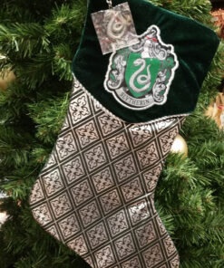 Wizarding World of Harry Potter Universal Studios Parks Holiday Stocking Slytherin Crest w/Charm