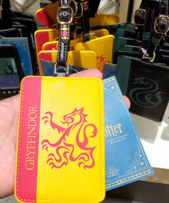 Wizarding World of Harry Potter Universal Studios Luggage Tag ID-Badge Holder Gryffindor