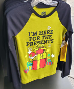 The Grinch Dr. Seuss Universal Studios Parks Youth Girls Pajamas Top Shirt Here for the Presents