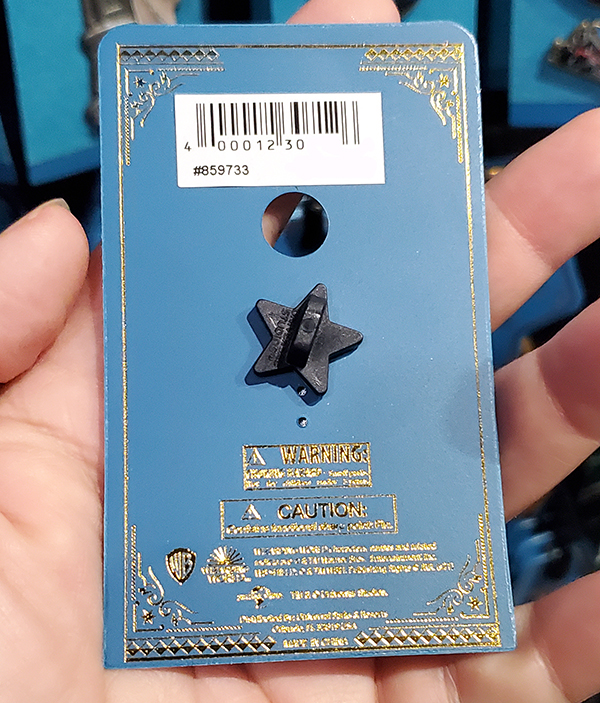 Universal Studios Wizarding World of Harry Potter Pin R for Ravenclaw 