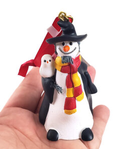 Universal Studios Parks Wizarding World of Harry Potter Holiday Ornament Hogsmeade Snowman Gryffindor