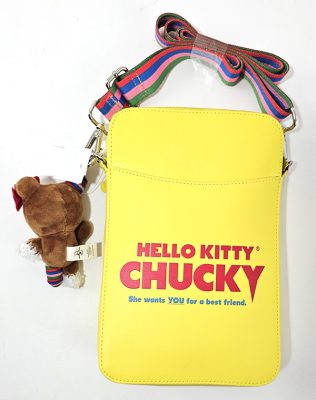 Universal Studios Hello Kitty x Chucky Crossbody Bag with Plush Charm - Image 10
