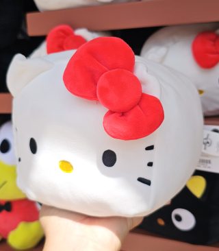 Hello Kitty Sanrio Universal Studios Parks 6" Plush Hello Kitty