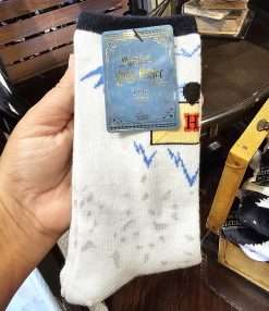 Wizarding World of Harry Potter Universal Studios Parks Waiting For My Letter Hedwig Owl Socks