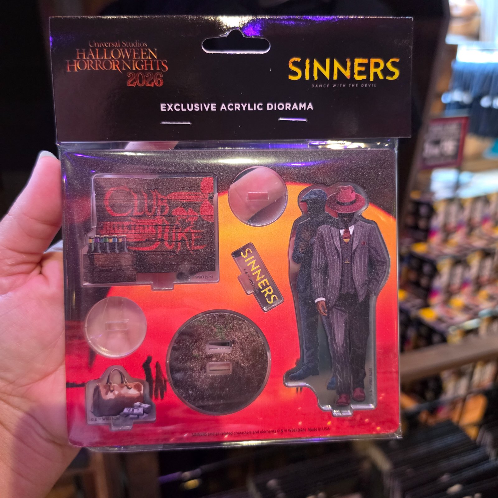 Halloween Horror Nights 2026 Sinners Acrylic Diorama Standee